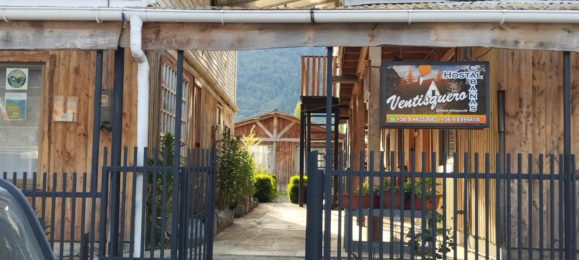 Hostal Y Cabanas Ventisquero ปูแอร์โต ปูยูวาปี ภายนอก รูปภาพ